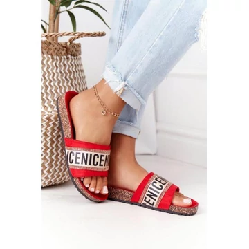 Piros női papucs, mintával