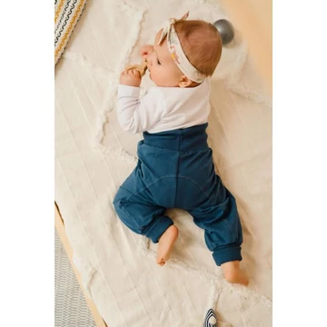 Kényelmes gyerek melegítőnadrág kék színben