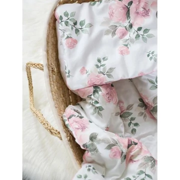 Szatén kiságy szett, virág motívummal