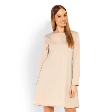 Bő szabású női ruha, bézs színben