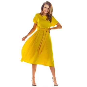 Elegáns, sárga színű női ruha nyárra
