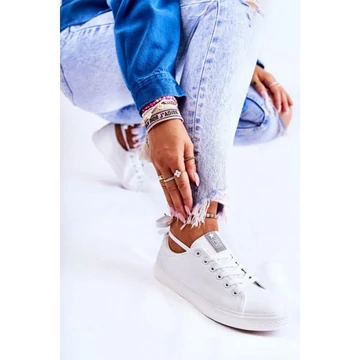 Női, klasszikus, fehér tornacipő