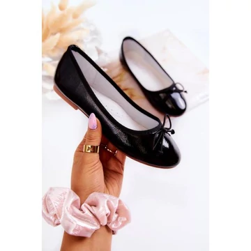 Lakkozott, fekete balerinák, lányoknak