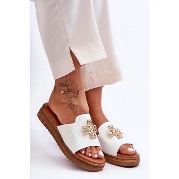 Fehér, platformos papucsok, hölgyeknek