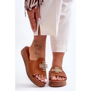 Barna, platformos papucsok, hölgyeknek