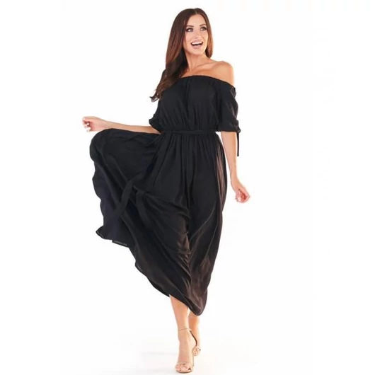Fekete színű hosszú női ruha felfedett vállakkal