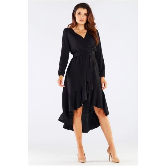 Elegáns női ruha fekete színben - derékban megkötős