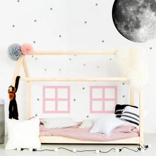 Pasztell árnyalatú matrica, házablak formájában