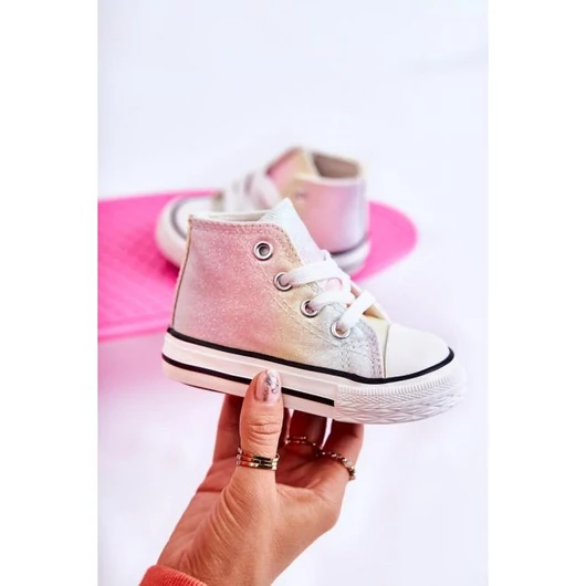 Magasszárú, színes, csillogó gyerek tornacipő