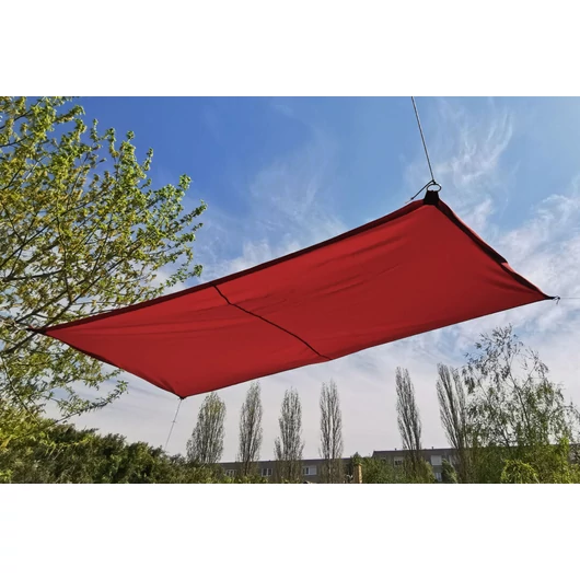 Piros téglalap napvitorla