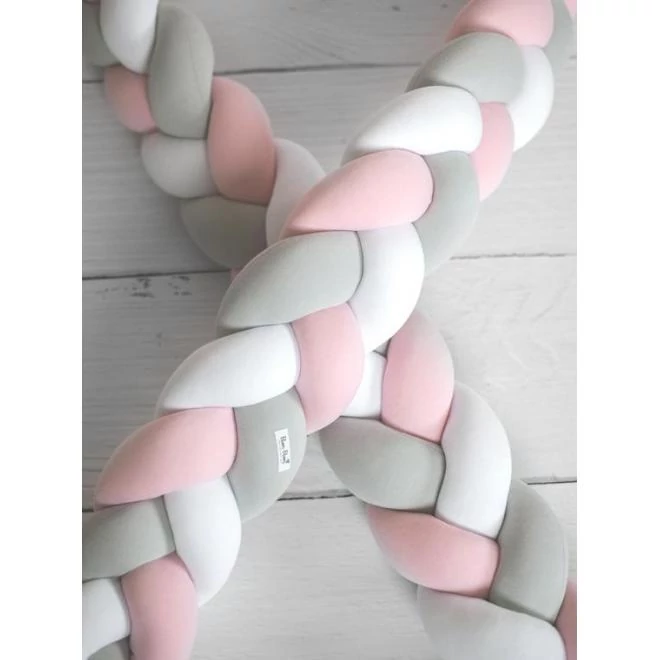 Fonott rácsvédő a kiságyhoz, szín kombinációban - fehér rózsaszín és szürke