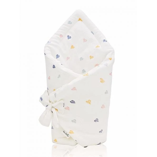 Muszlin babapólya, szív motívummal