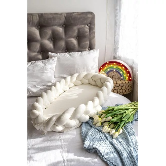 Fonott babafészek, 2 az 1-ben - ecru színben