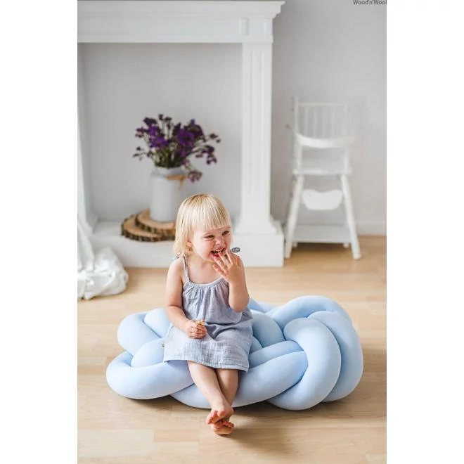 Kötött ülőpárna, világoskék színben