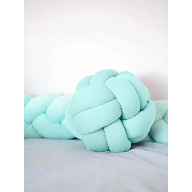 Fonott golyó párna, menta színben