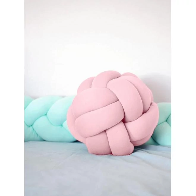 Fonott golyó párna, rózsaszín színben