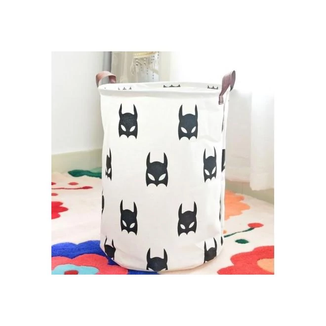 Játékkosár, fehér színben, Batman motívummal