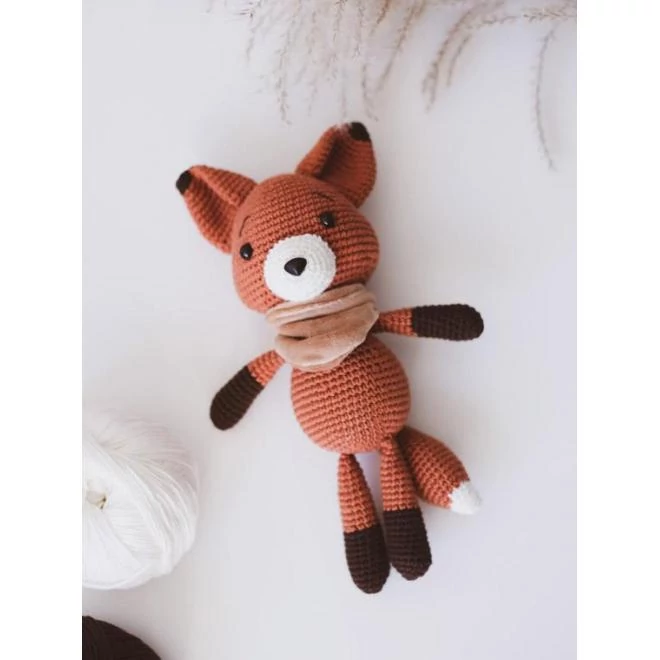Kézzel készített, horgolt róka