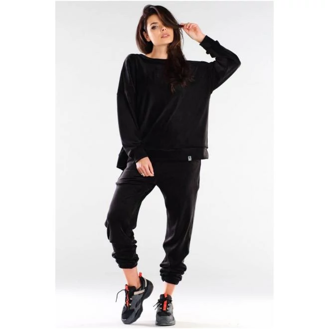 Női, velúr melegítőnadrág, fekete színben mandzsettával