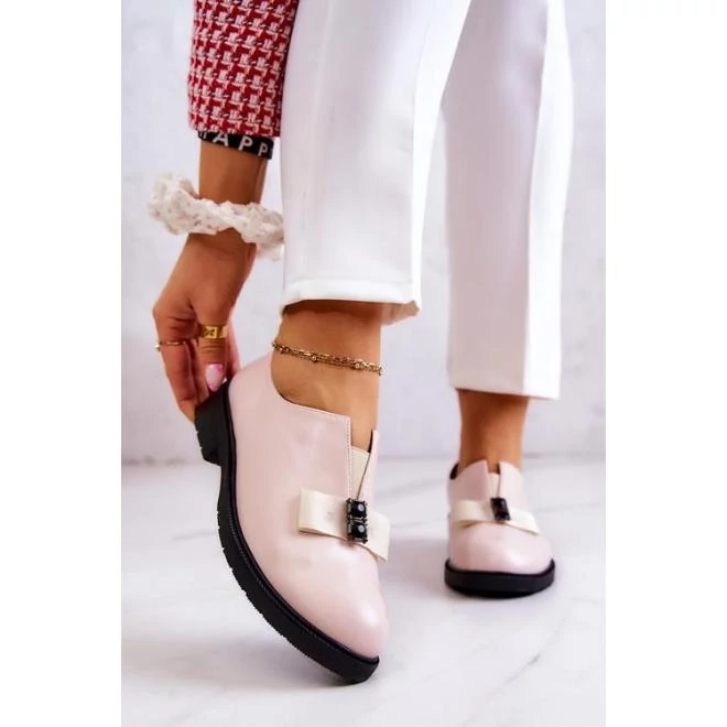 Bézs cipő, hölgyeknek