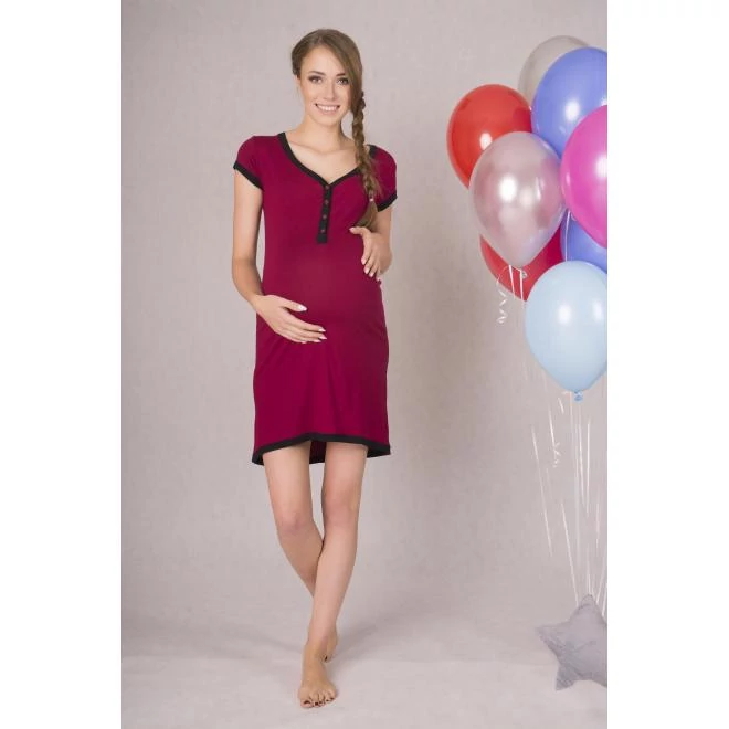 Kényelmes bordó színű kismama hálóing