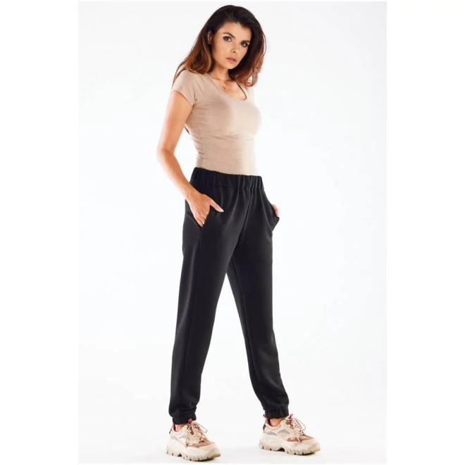 Női basic melegítőnadrág fekete színben