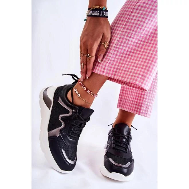 Női, fekete színű sportcipő