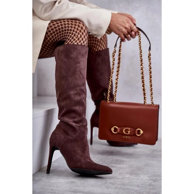 Barna, magassarkú csizma, hölgyeknek