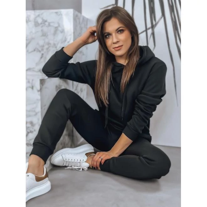 Fekete, sportos pulóver, kapucnival