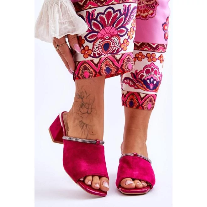Női, fukszia színű  papucs - sarokkal