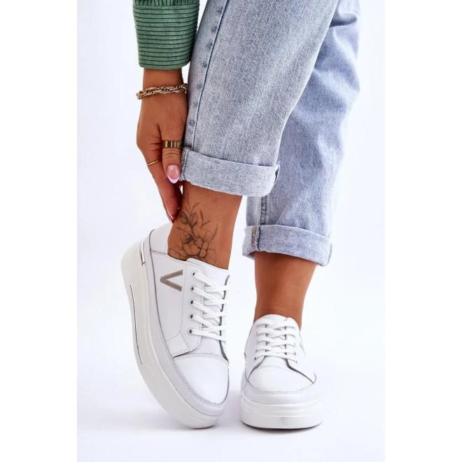 Fehér, női  tornacipő - platformmal