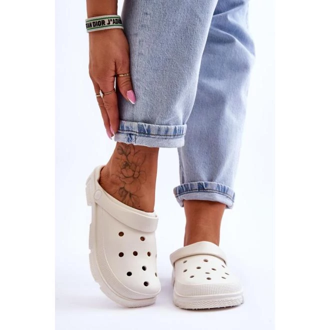 Női crocs, fehér színben
