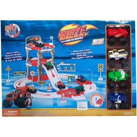 Láng és a Szuperverdák parkolóház 4db járművel